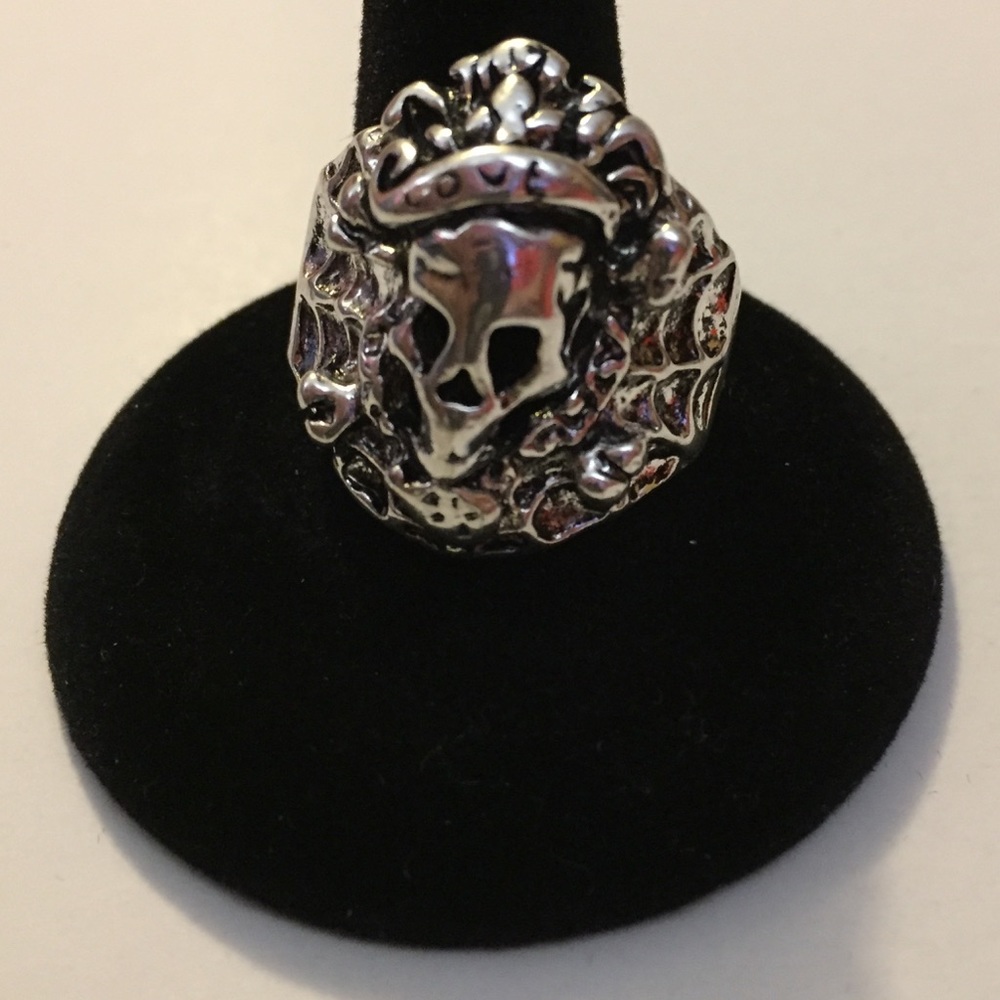 Rings - Picture 7 of 8